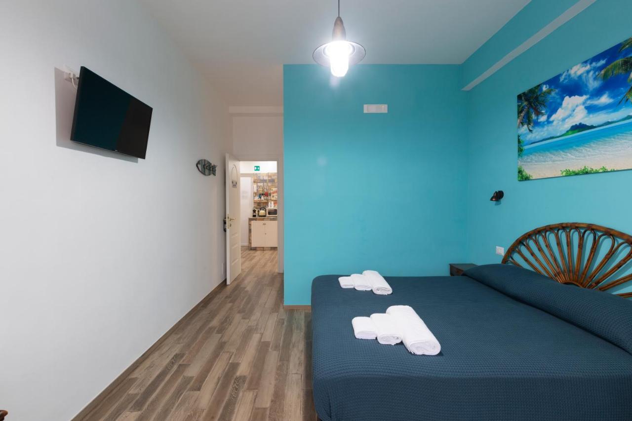 Large Double or Twin Room